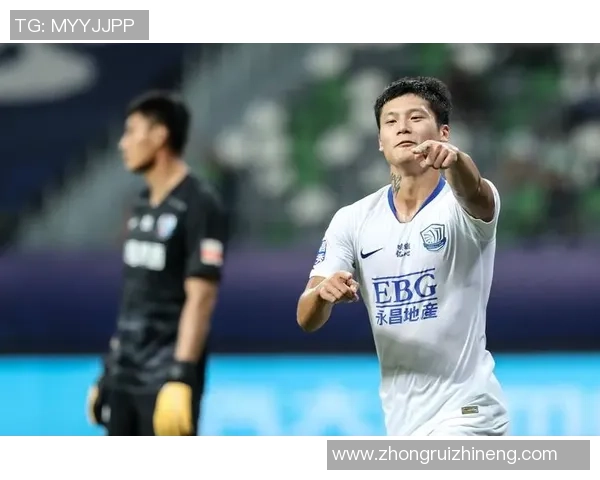 永昌球星足球引领团队拼搏精神彰显绿茵场上奋勇追梦力量