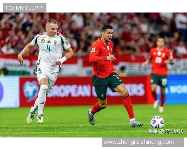 足球史上三大球星的巅峰对决与传奇影响力分析